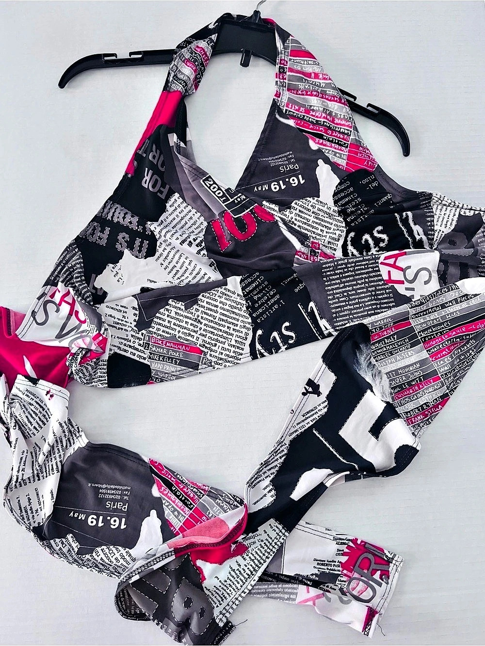 Rave City Abstract Print Halter top. Y2K. From Rave, in early 2000’s Sz: medium
